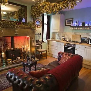 Holiday home The Little Absinthe, Keighley